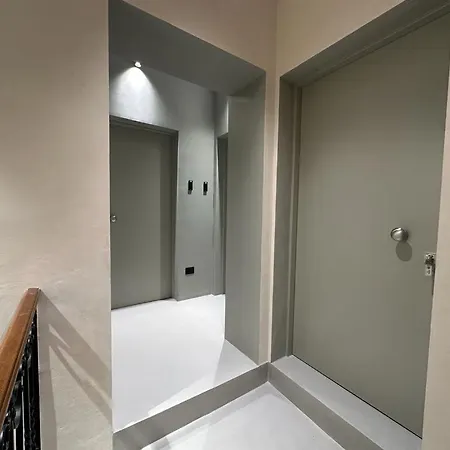 Apartment De Rerum Natura 3