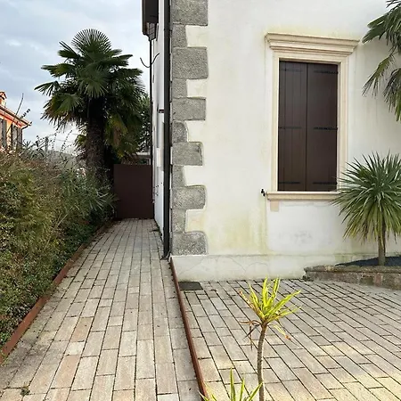 De Rerum Natura 3 Apartment